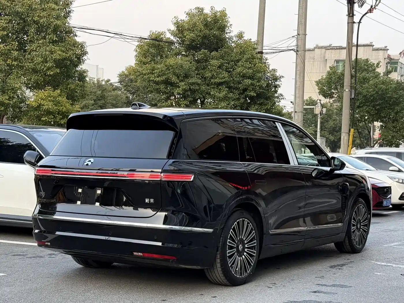 NIO ES8 2025 Model 6-Seat Executive Luxury Edition фото 7