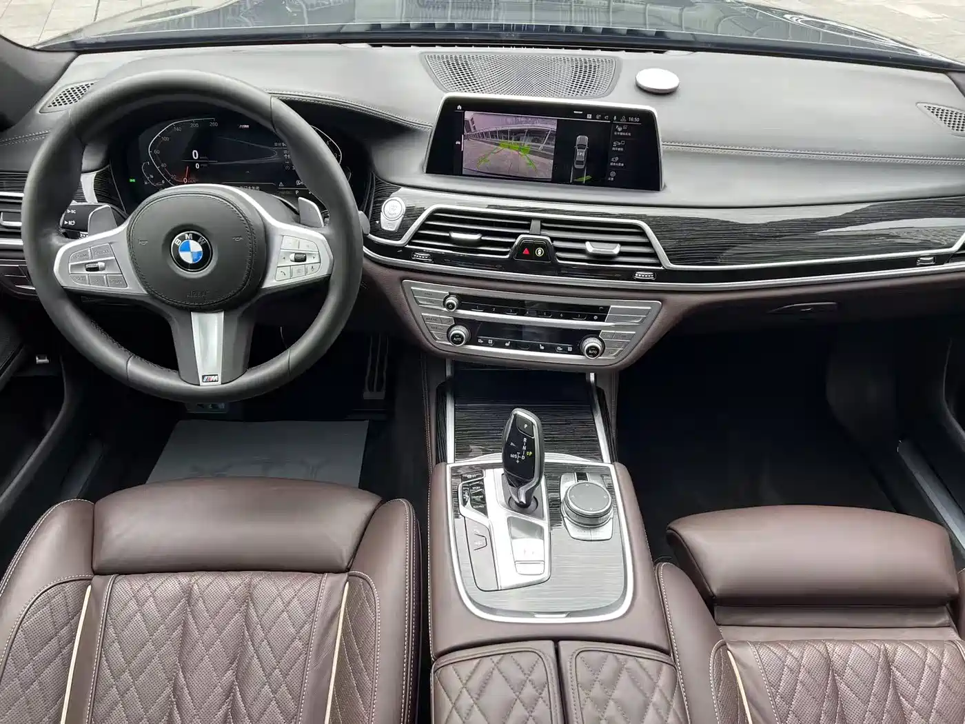 BMW 7 Series 2019 740Li Leading M Sport Package фото 12