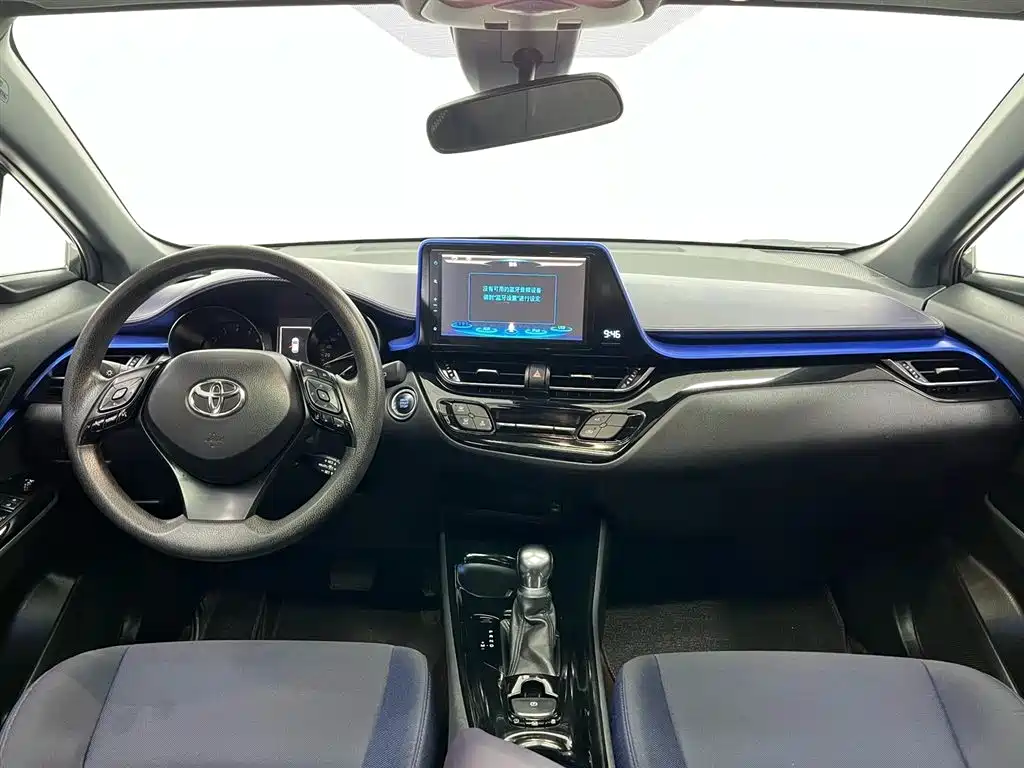 Toyota C-HR 2018 2.0L Cool Run Leader Edition China V фото 5