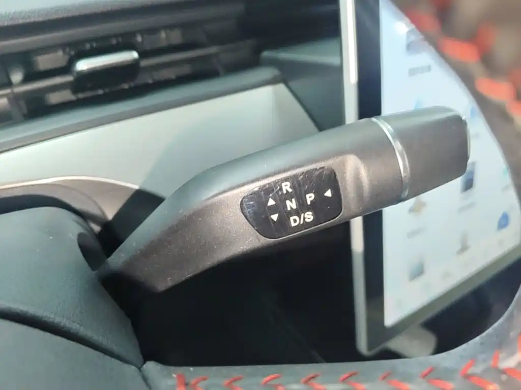 Nezha Auto Nezha V 2021 2021 Standard Range Entertainment Upgrade