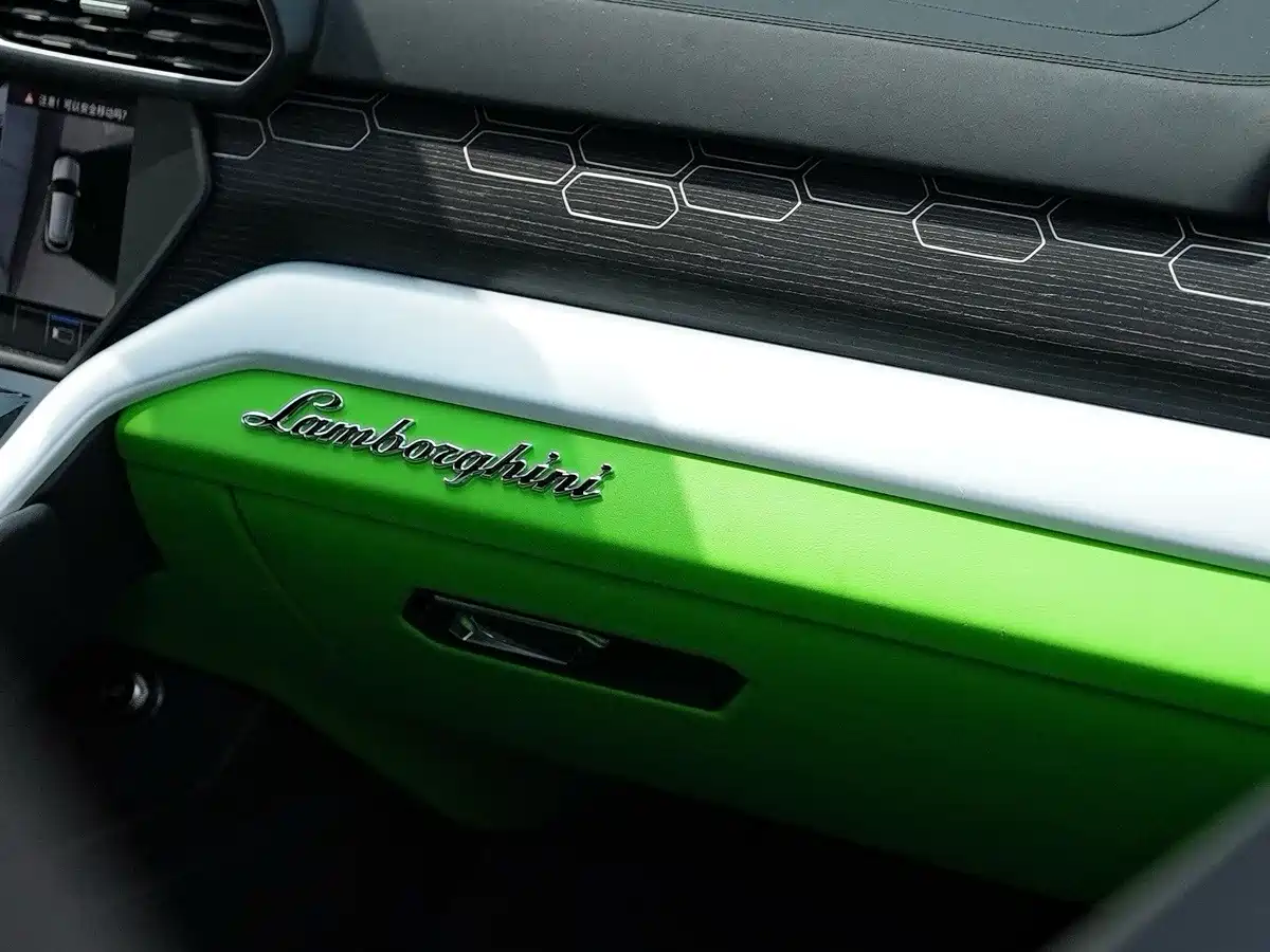 Lamborghini Urus 2019 2018 4.0T V8