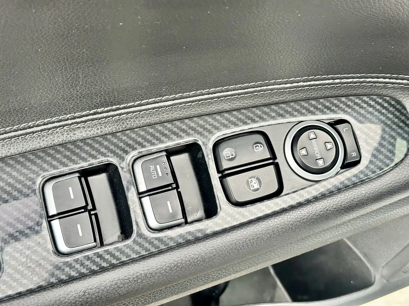 Kia Kaishen 2017 1.8L Automatic GLS фото 18