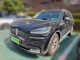 Фото 2 - Lincoln Aviator