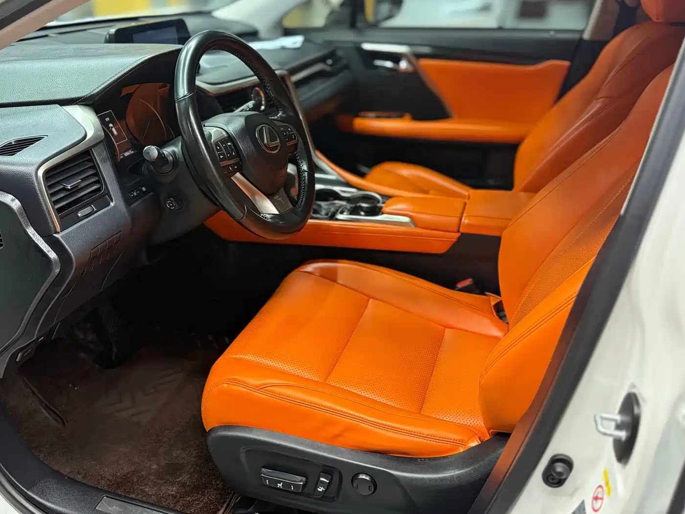 Lexus RX 2016 300 2WD Elite Edition (China V) фото 9