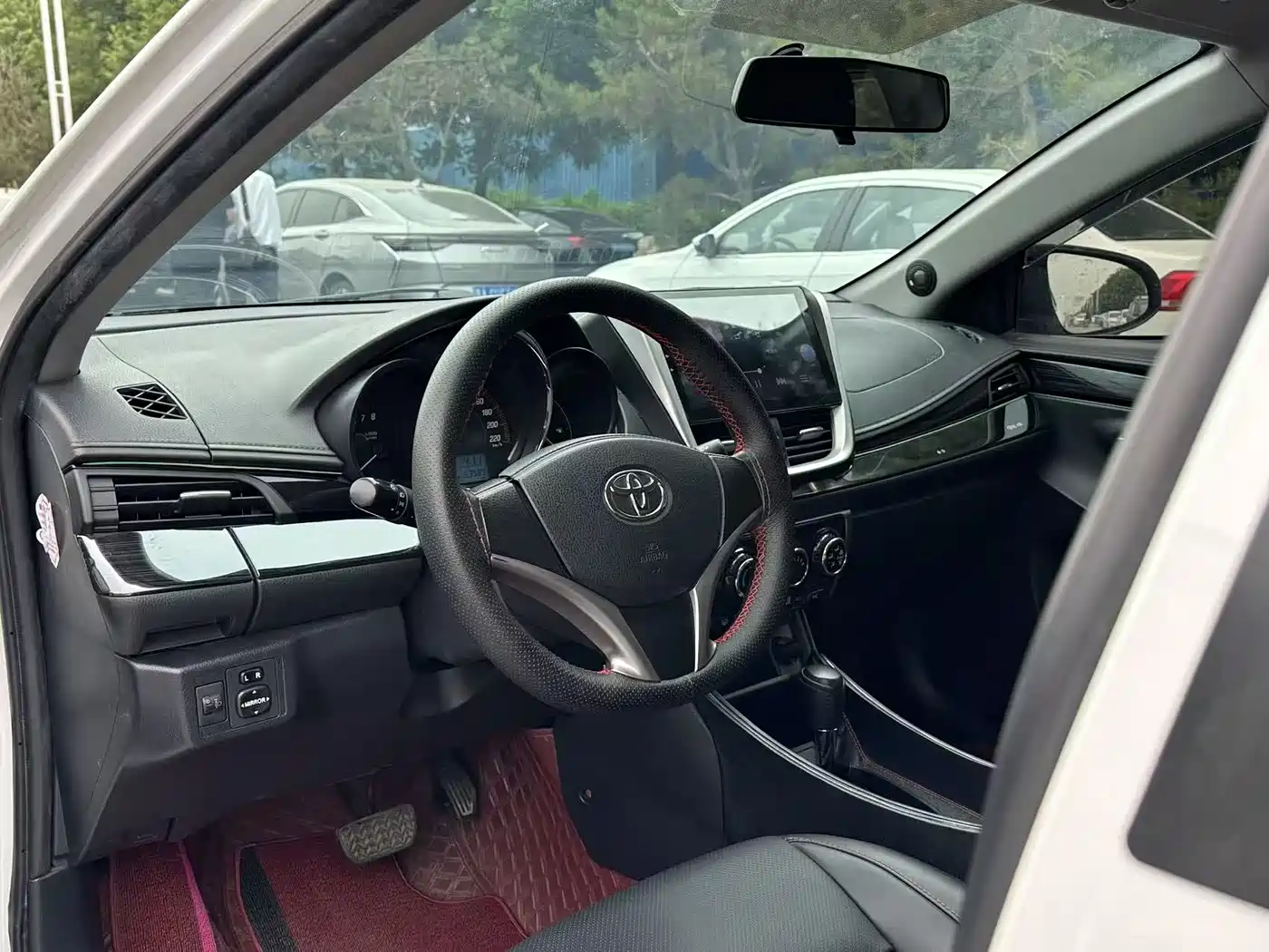 Toyota YARiS L Zhi Xuan 2020 1.5L CVT Luxury Edition фото 8