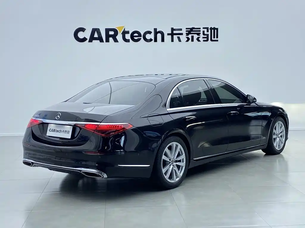 Фото 3 - Mercedes-Benz S-Class