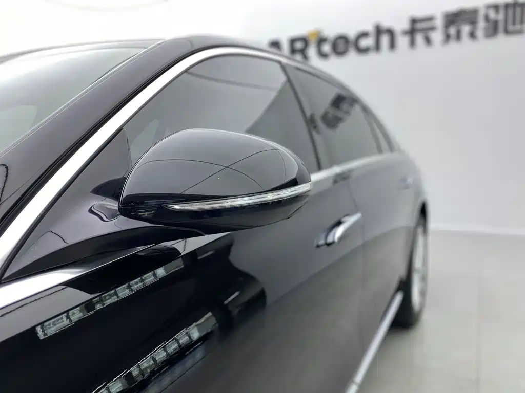 Фото 12 - Mercedes-Benz S-Class