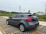 Фото 4 - Volvo V40