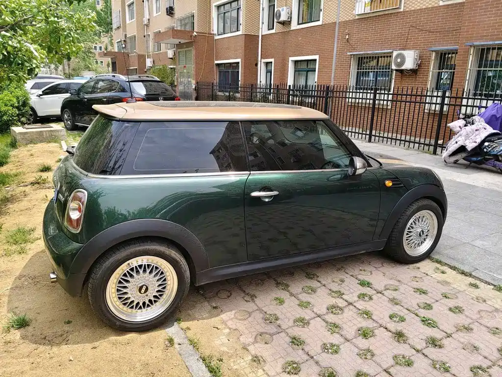 MINI MINI 2011 2011 1.6L COOPER Fun