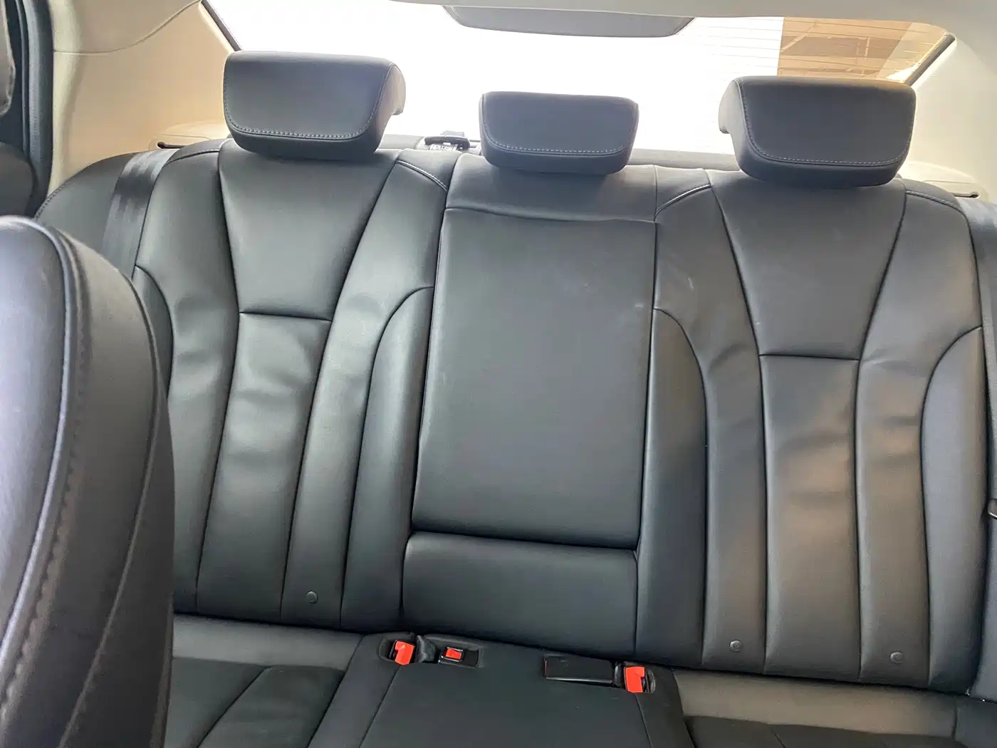 Hongqi H5 2022 Classic 1.5T DCT Flag Rhythm Edition фото 12