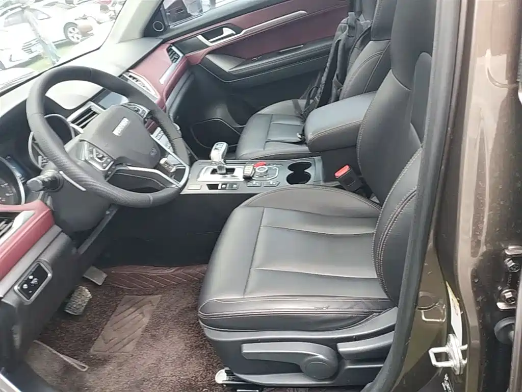 Haval H6 Coupe 2019 1.5T Auto 2WD Luxury Smart Edition China VI фото 15
