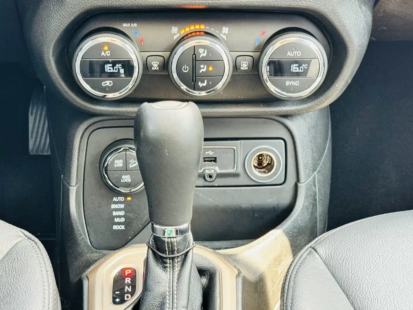 Photo 9 - Jeep Renegade