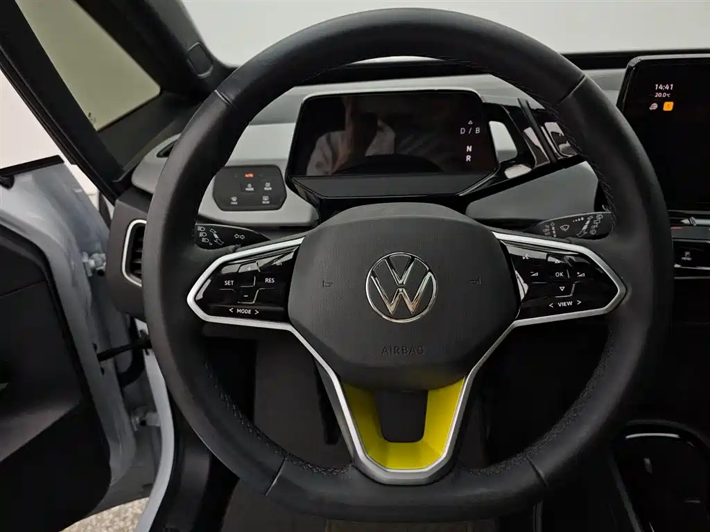 Volkswagen ID.3 2023 Upgraded Pure Intelligence Edition фото 11