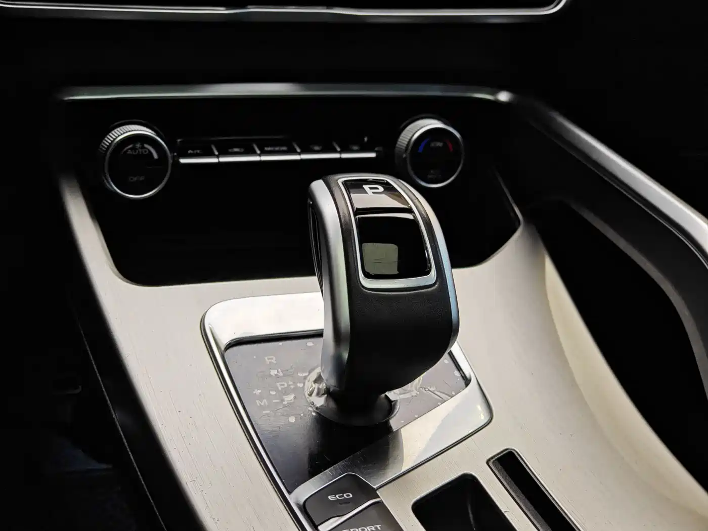 GEELY BINYUE