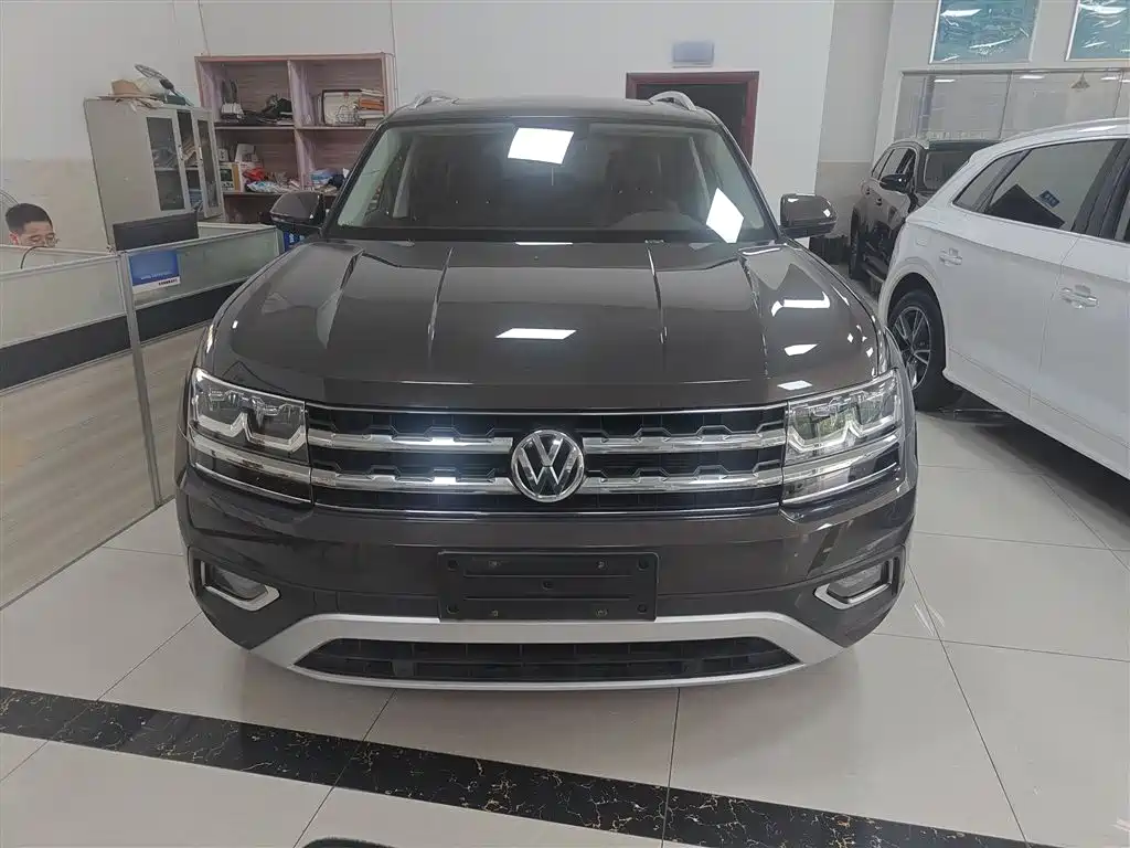 Volkswagen Teramont 2020 Facelift 330TSI 2WD Luxury фото 6