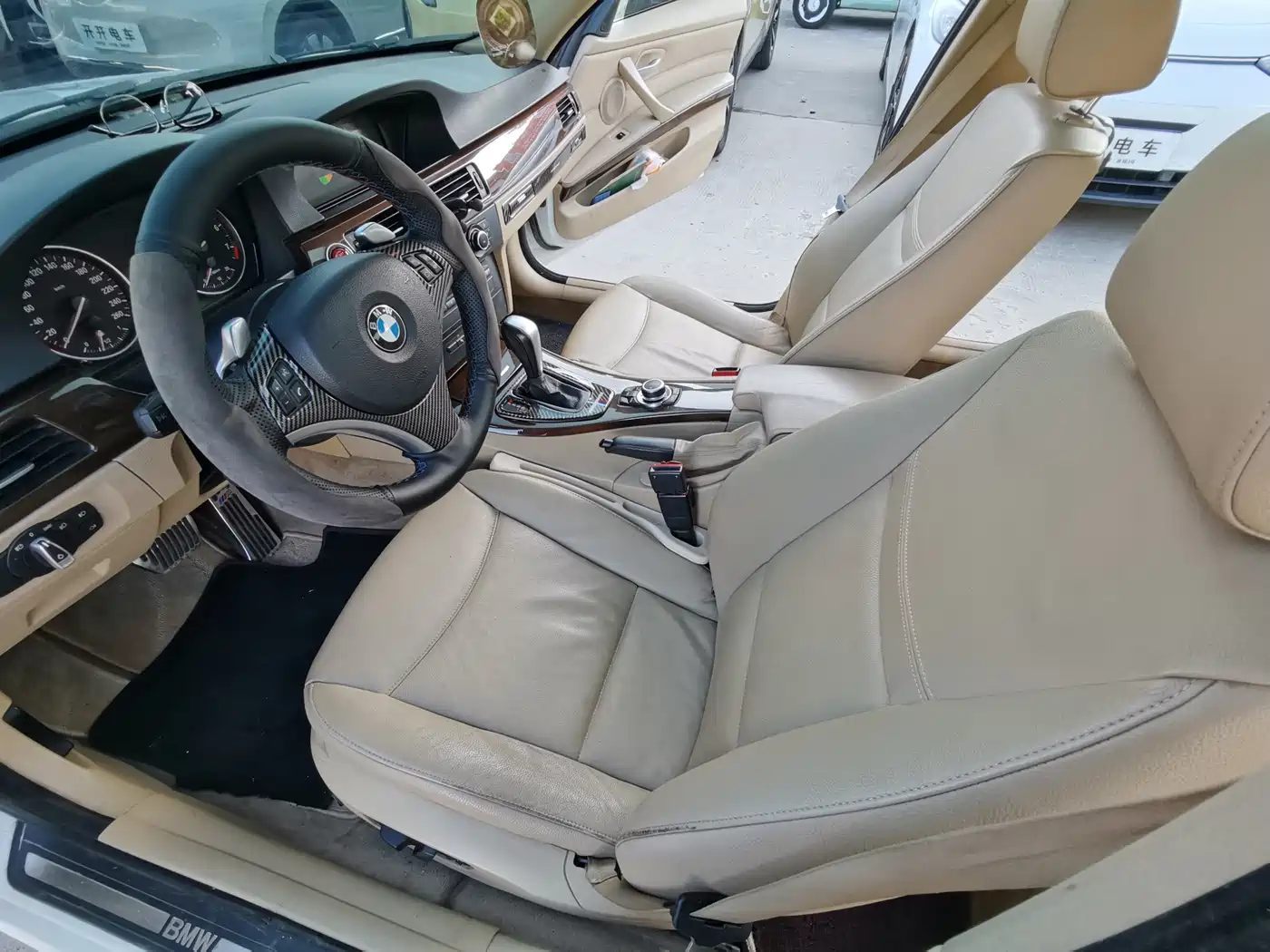 BMW 3 Series (Import) 2010 2010 325i Luxury