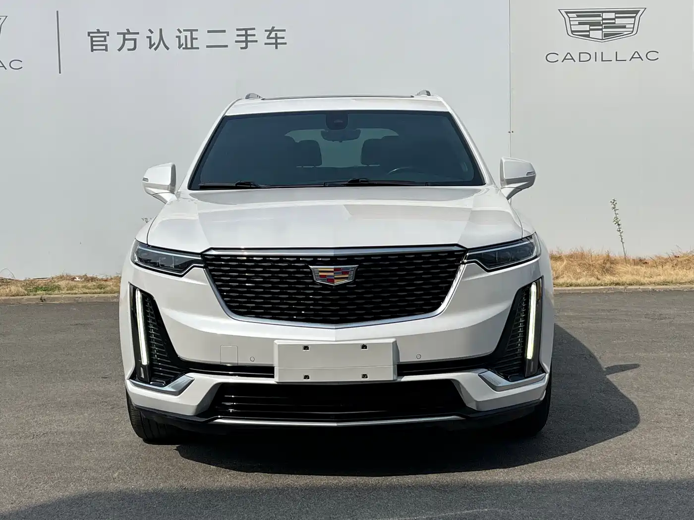 CADILLAC XT6