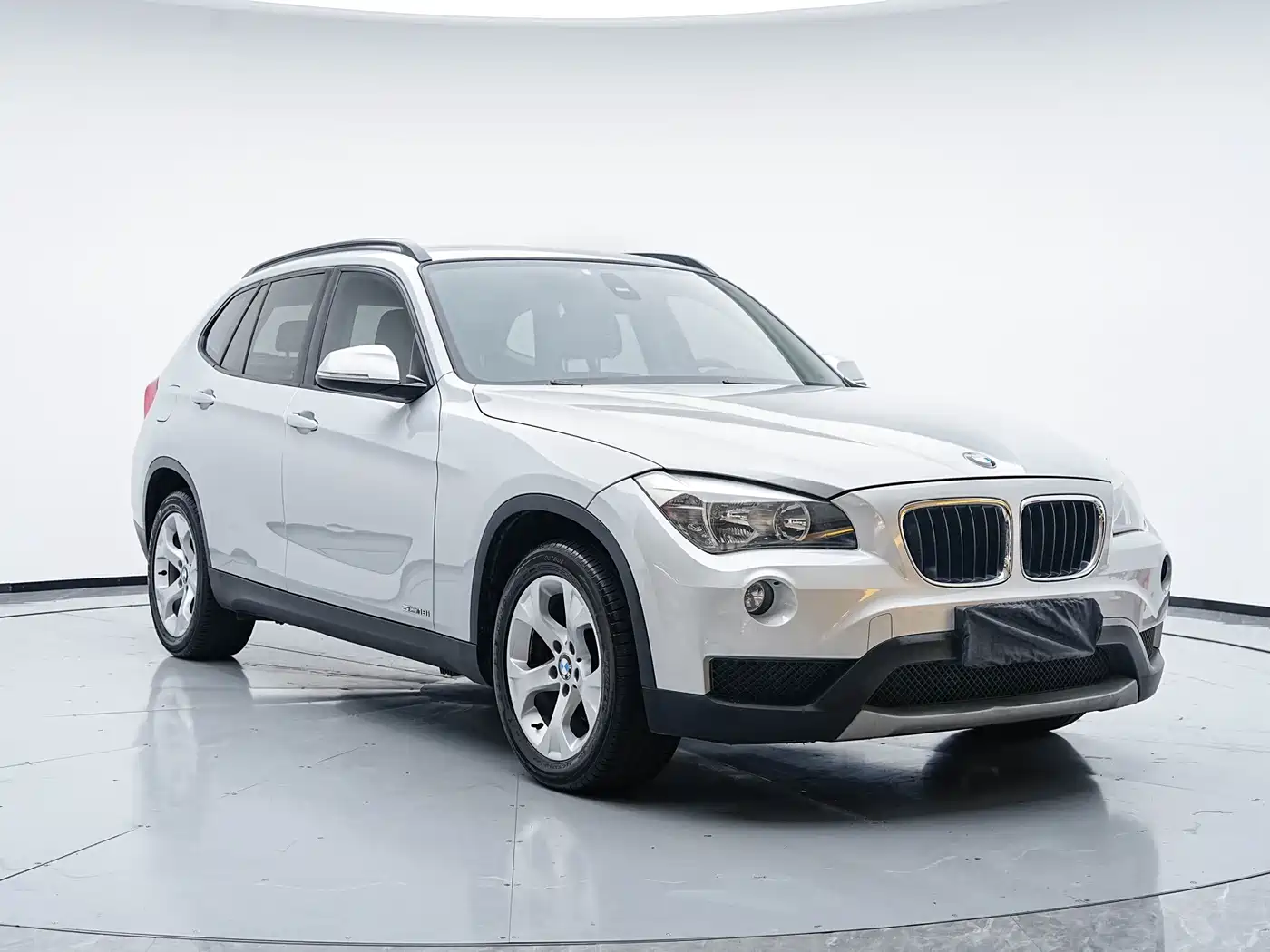 BMW X1 2013 2013 sDrive18i Fashion