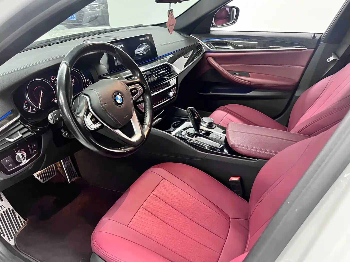 BMW 5 Series 2018 Facelift 530Li Leading M Sport Package фото 4