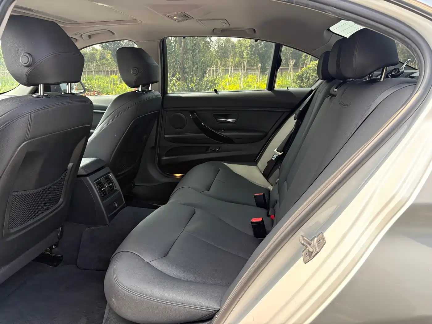 BMW 3 Series 2018 320Li Fashion Style фото 9