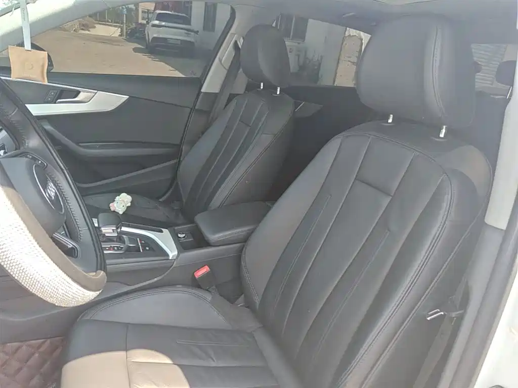 Audi A4L 2019 40 TFSI Fashion (China V) фото 15