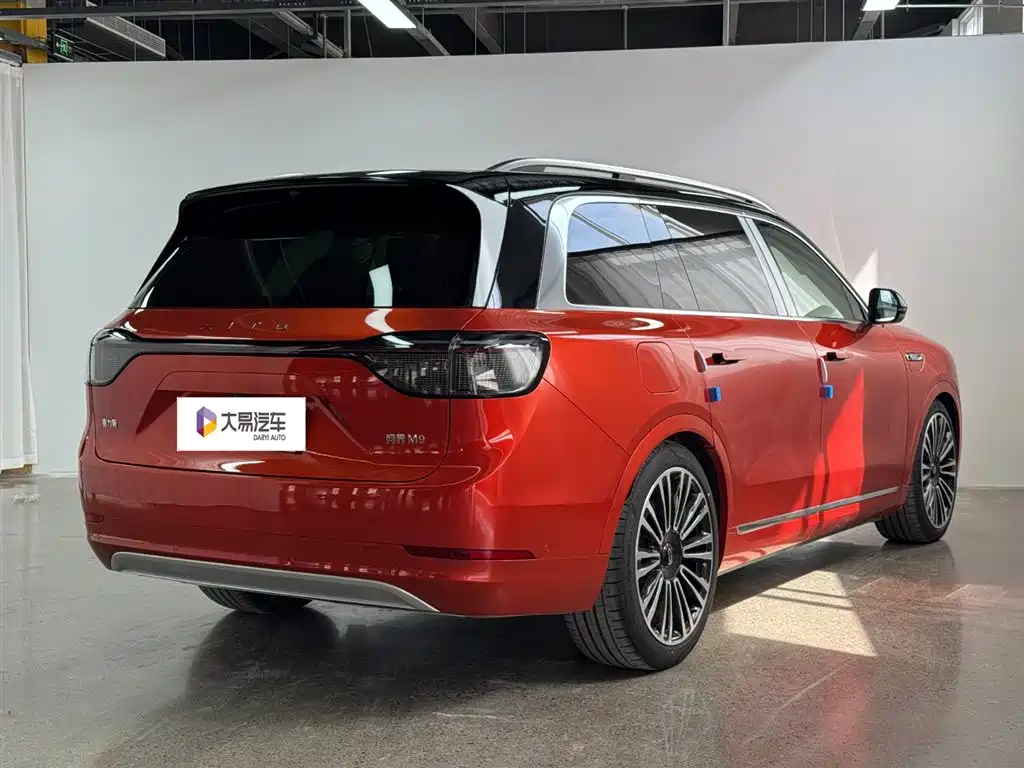 AITO Wenjie AITO M9 2024 Range Extender Ultra 52kWh 6-seater фото 3