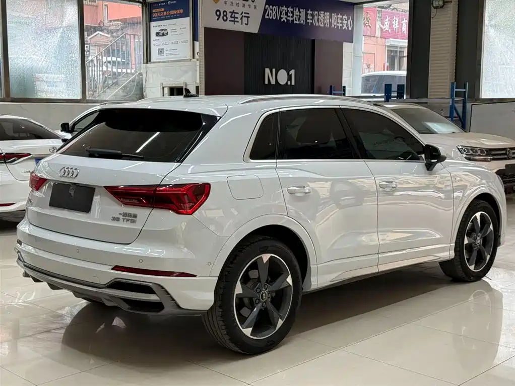 Audi Q3 2022 35 TFSI Fashion Dynamic фото 4