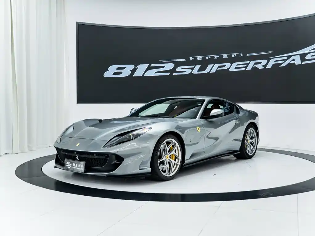 Ferrari 812 2019 2017 6.5L Superfast