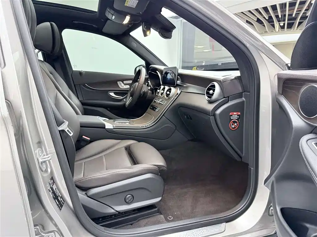 Mercedes-Benz GLC 2020 Facelift GLC 300 L 4MATIC Dynamic фото 18