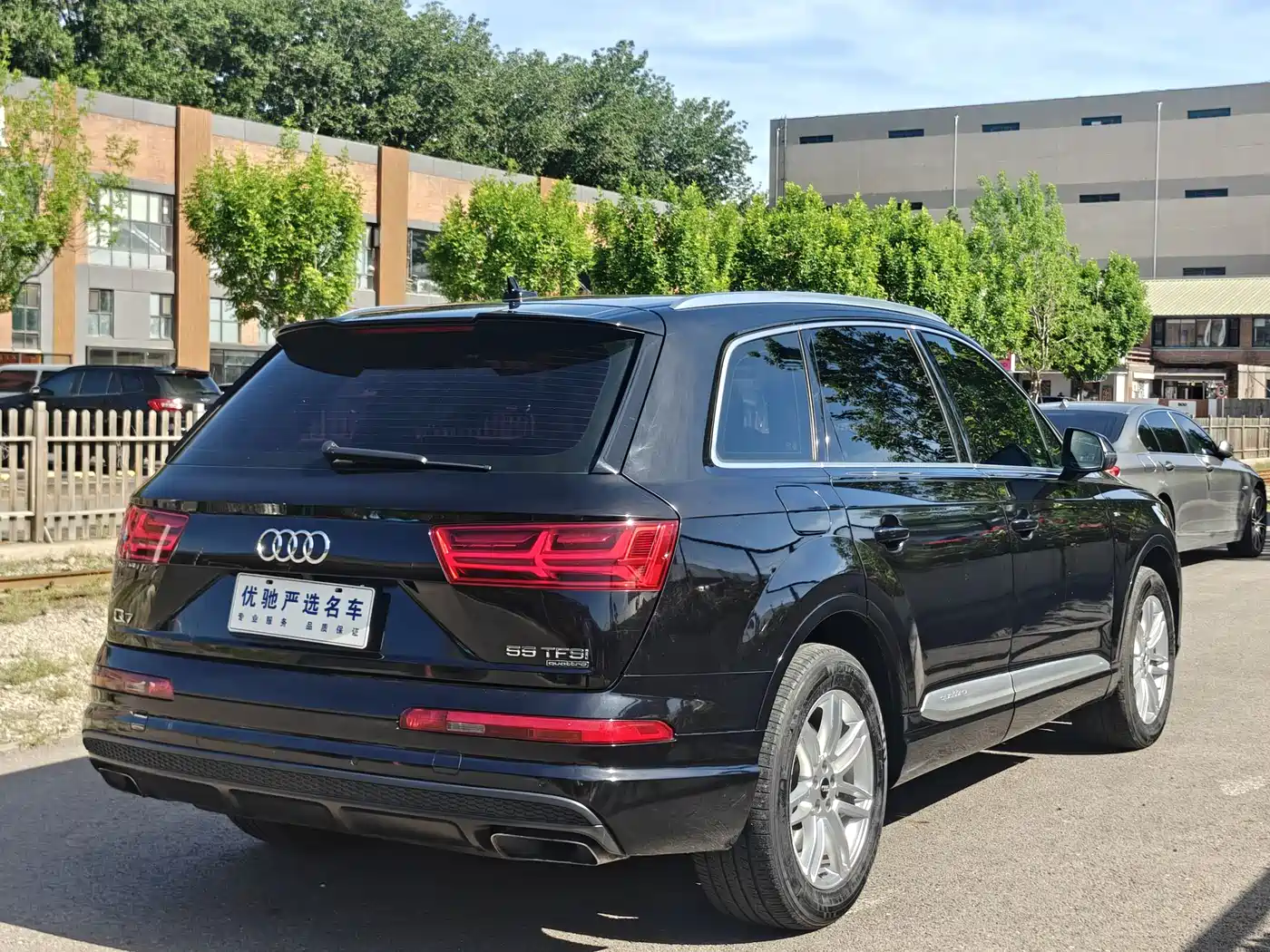 AUDI Q7