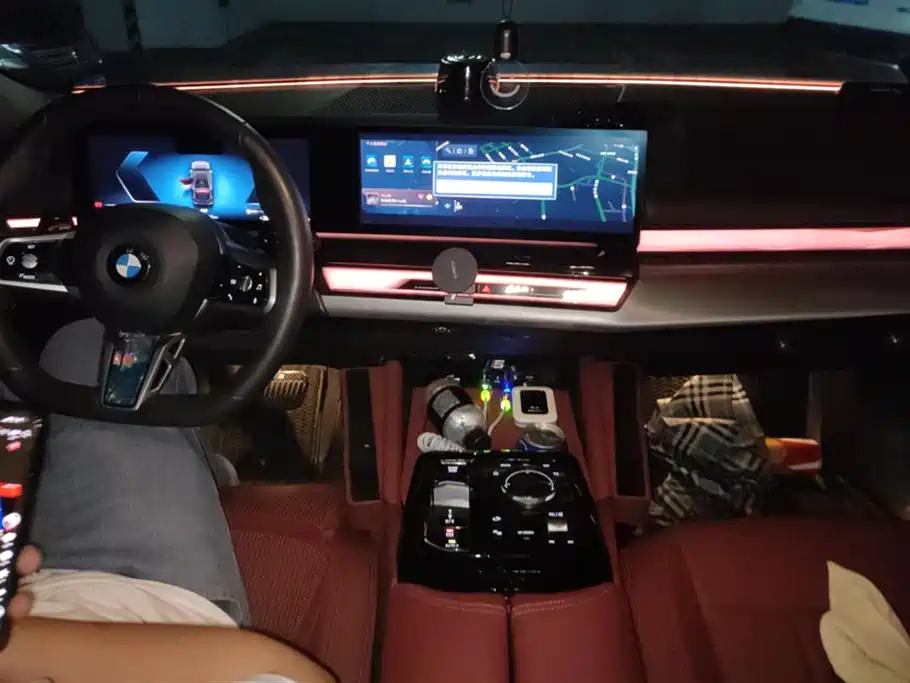 BMW 5-SERIES