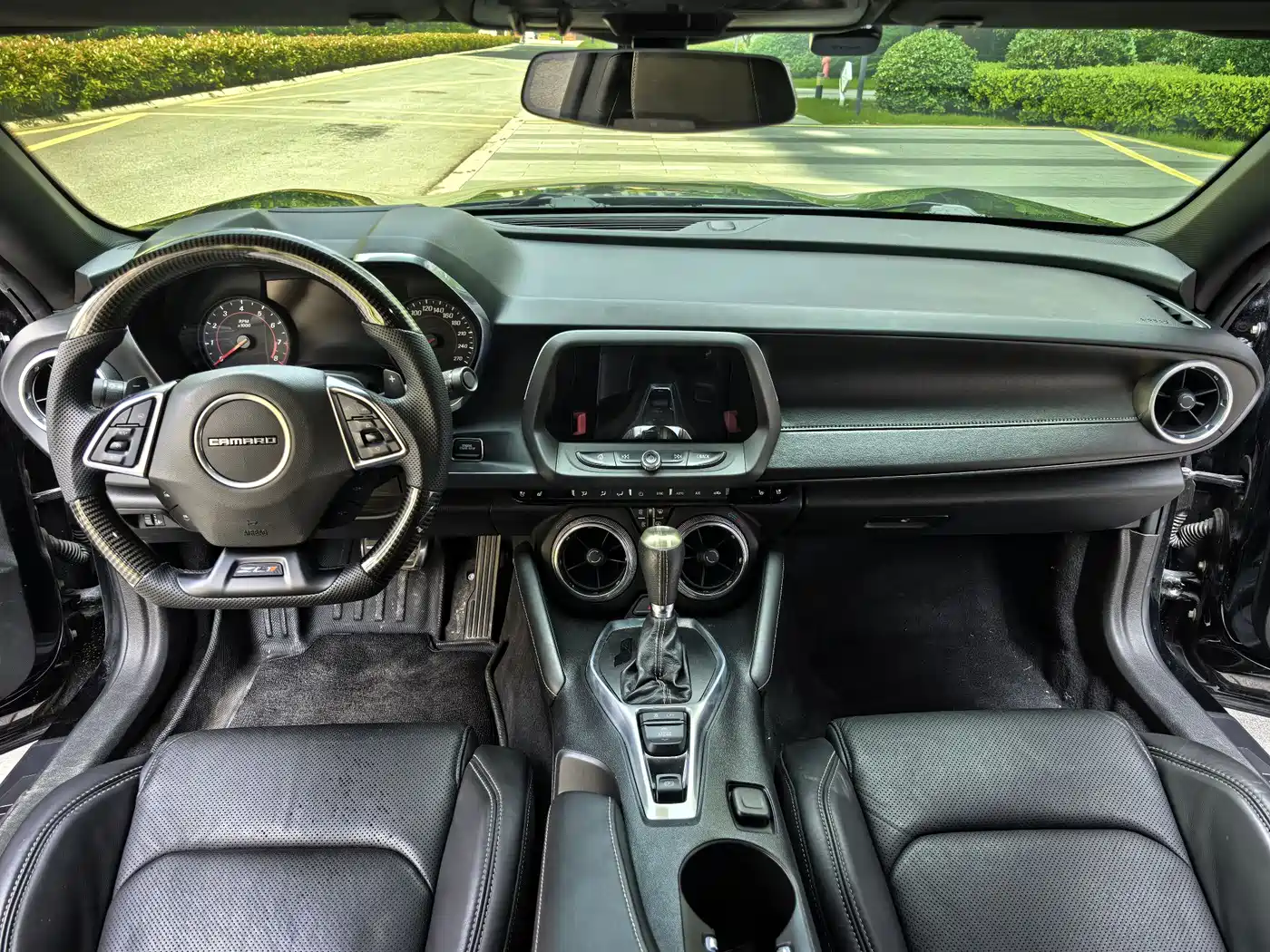 Chevrolet Camaro 2017 2.0T RS фото 5