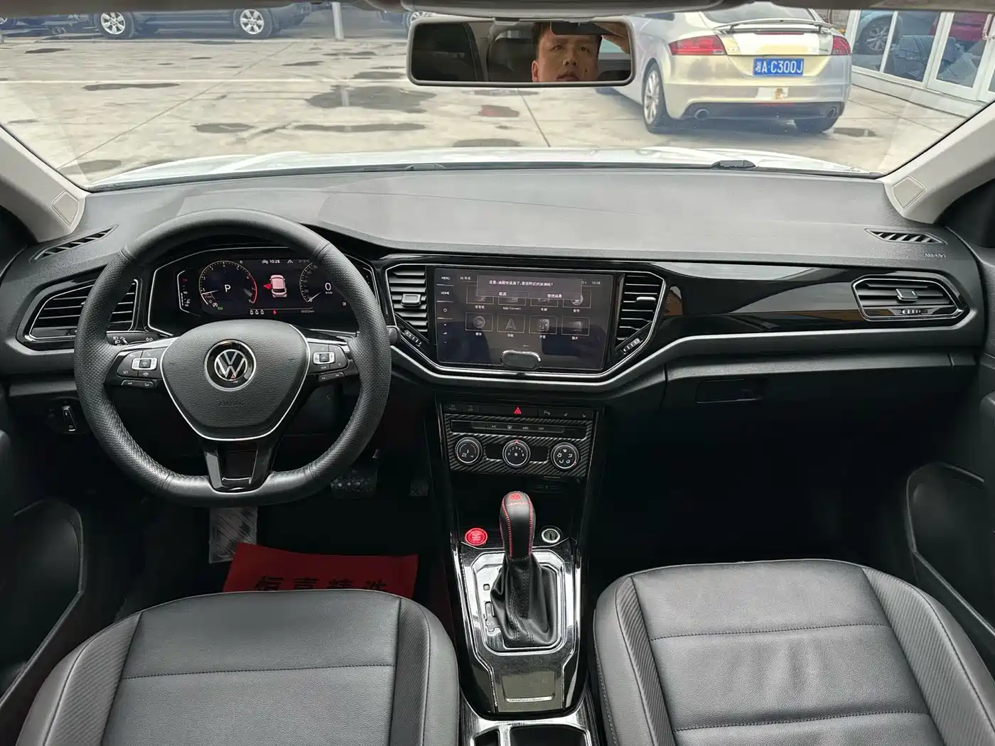 Volkswagen T-ROC 2022 280TSI DSG 2WD Comfort PLUS фото 13