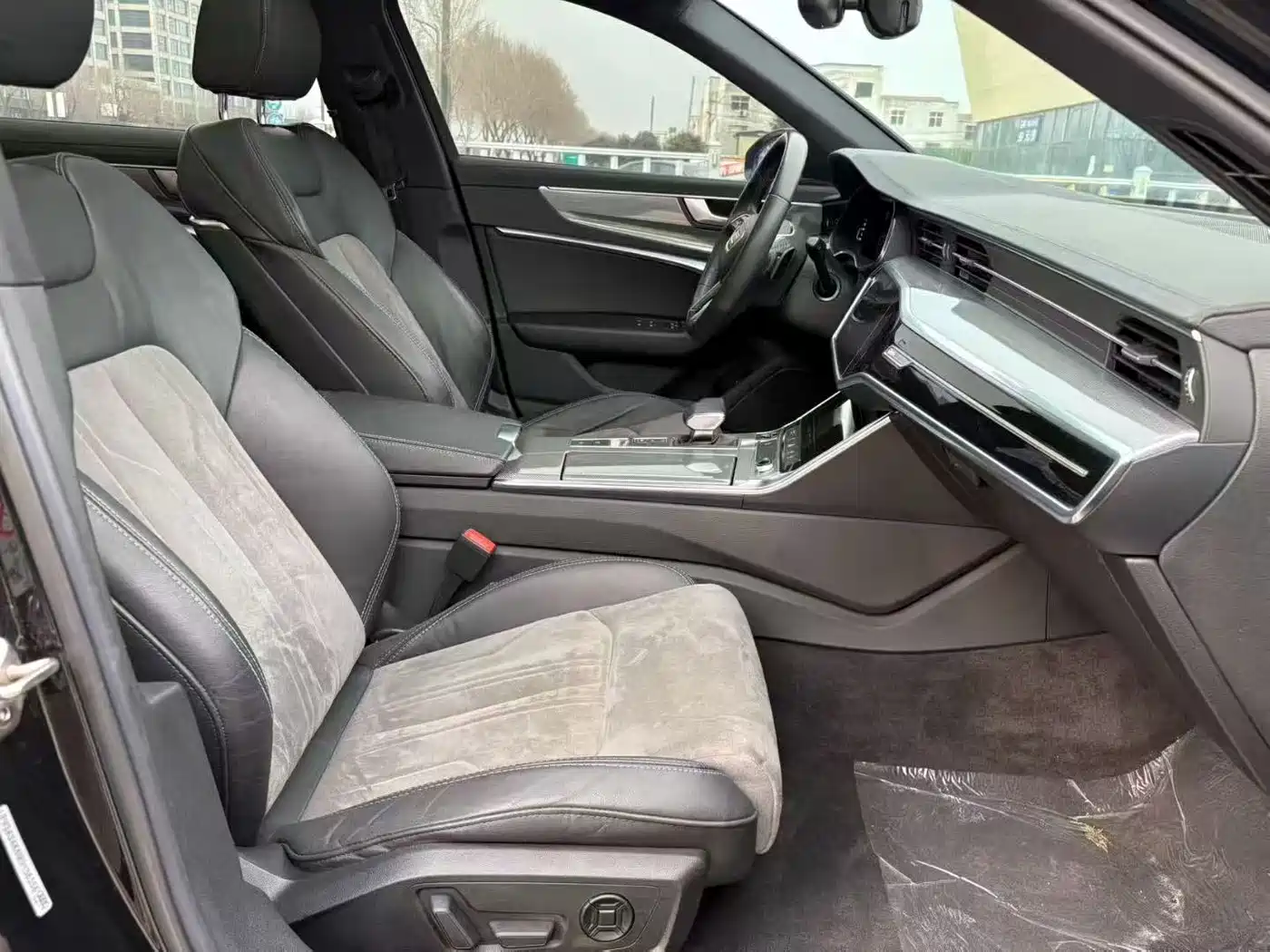 Audi A6L 2022 45 TFSI Premium Elegance фото 9