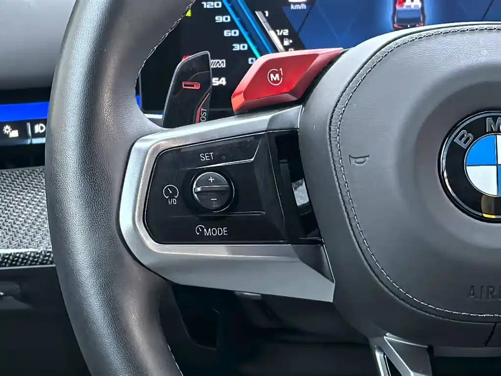 BMW M5 New Energy 2025 M5 фото 15