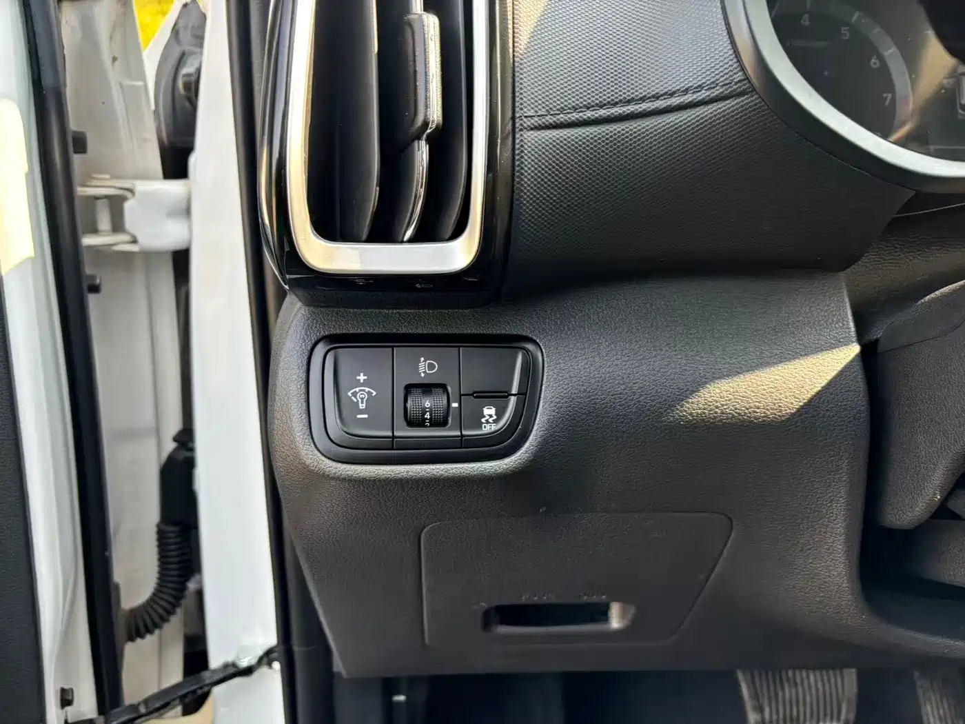 Hyundai Beijing Hyundai ix35 2019 1.4T DCT 2WD Zhiyong·Enjoy China V фото 28