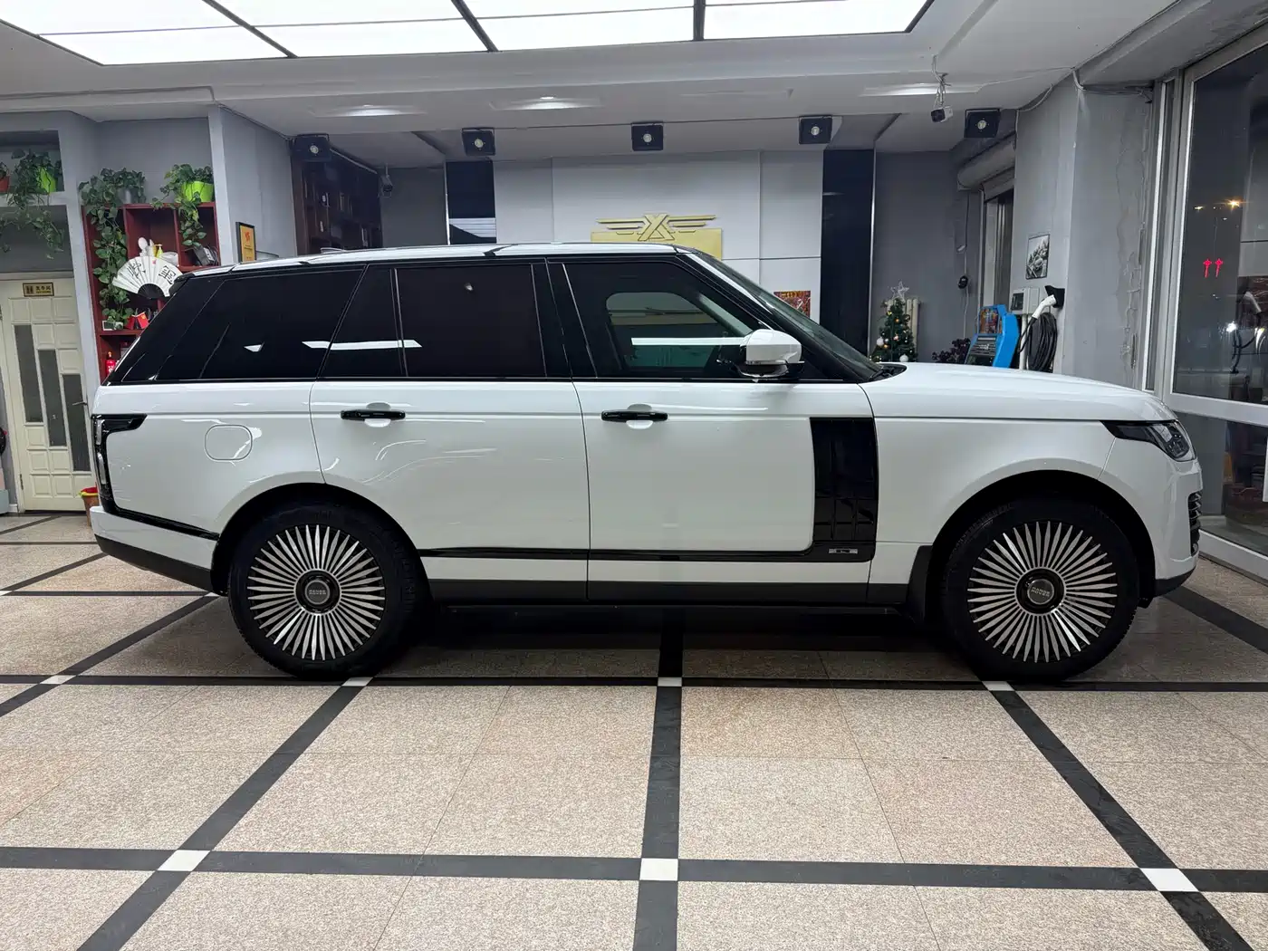 Land Rover Range Rover 2016 3.0 SC V6 Vogue фото 3