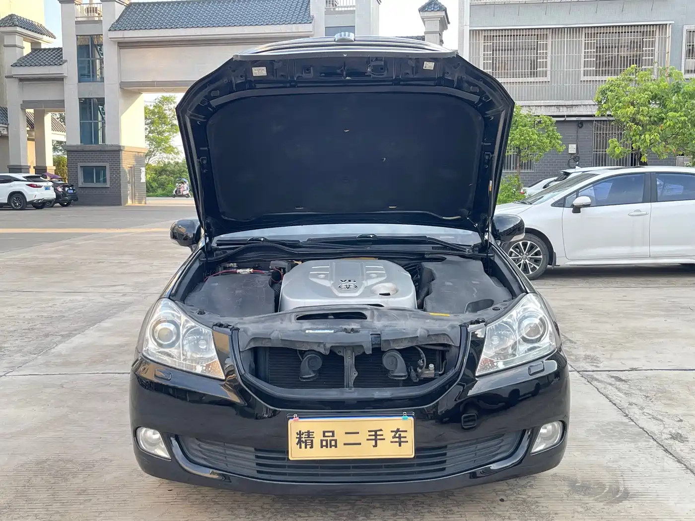 Фото 14 - Toyota Crown