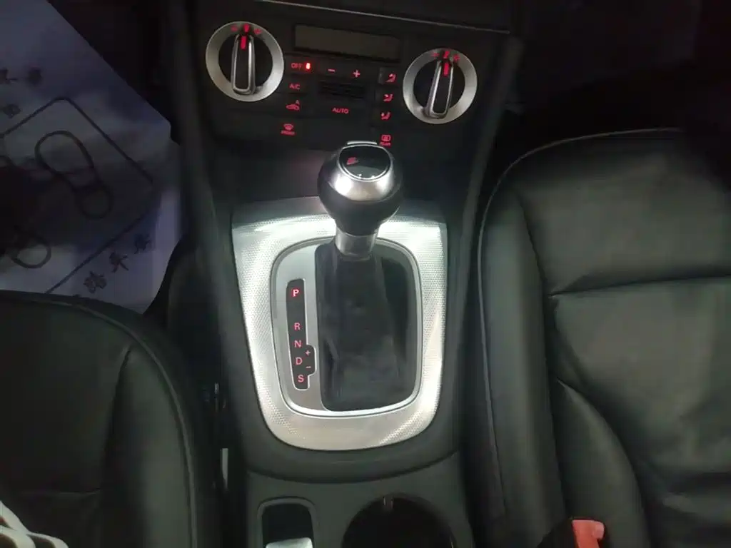 Audi Q3 2015 30 TFSI Comfort фото 14