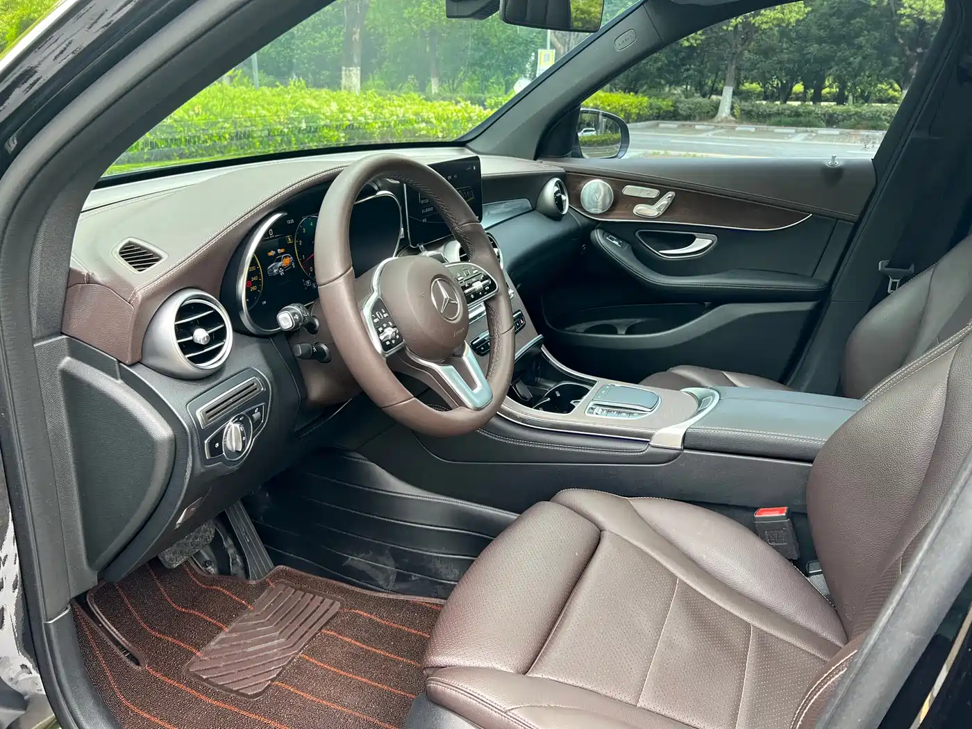 Mercedes-Benz GLC 2021 GLC 260 L 4MATIC Luxury фото 9