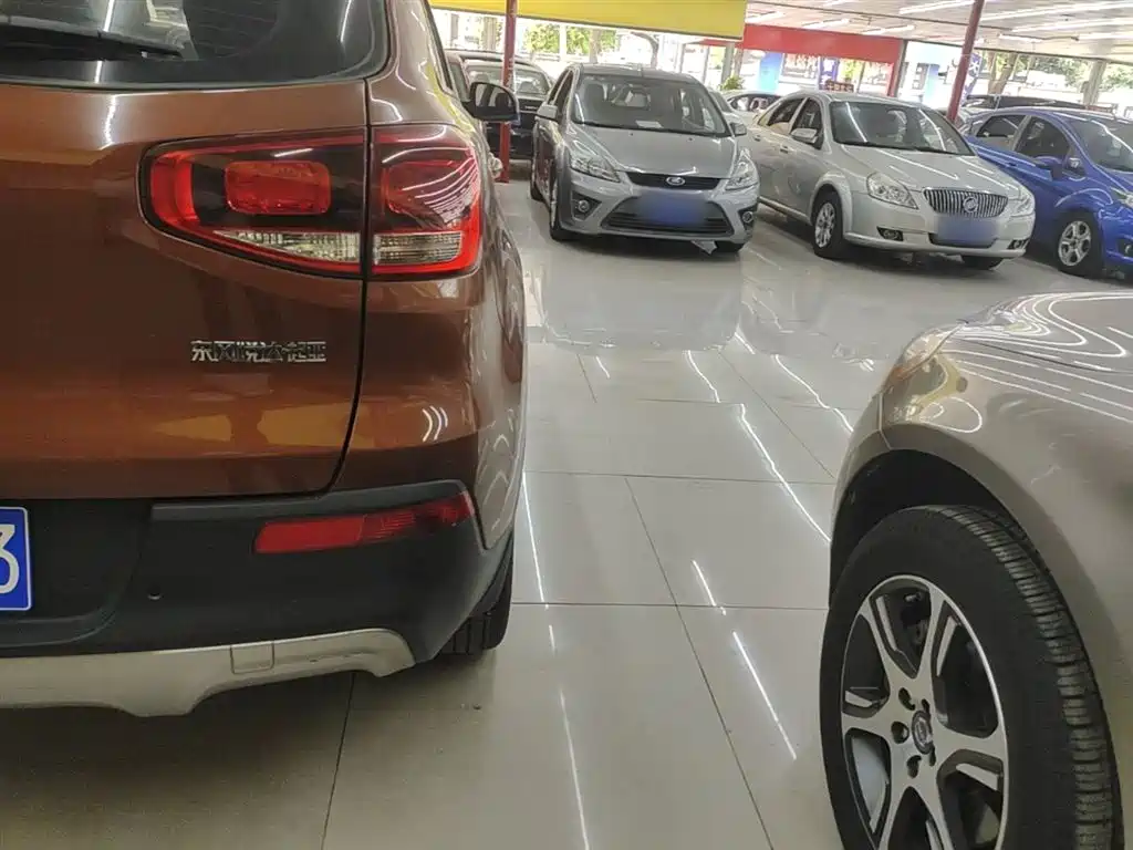 Kia KX3 Smart Run 2015 1.6L Automatic 2WD GLS фото 8