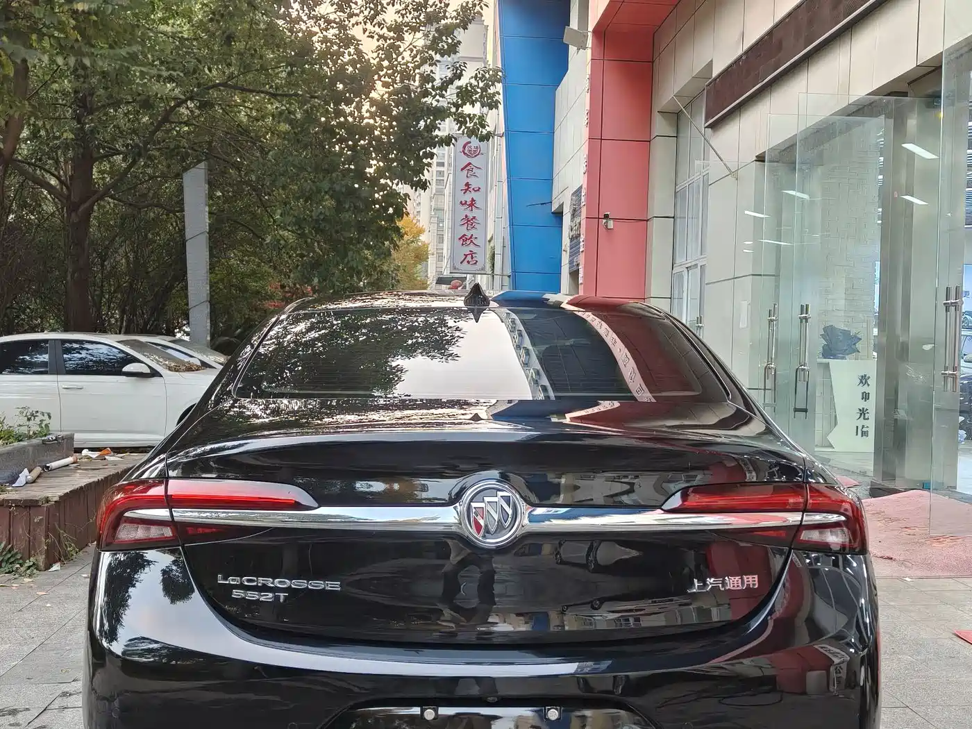 Buick LaCrosse 2021 552T Luxury Edition фото 6