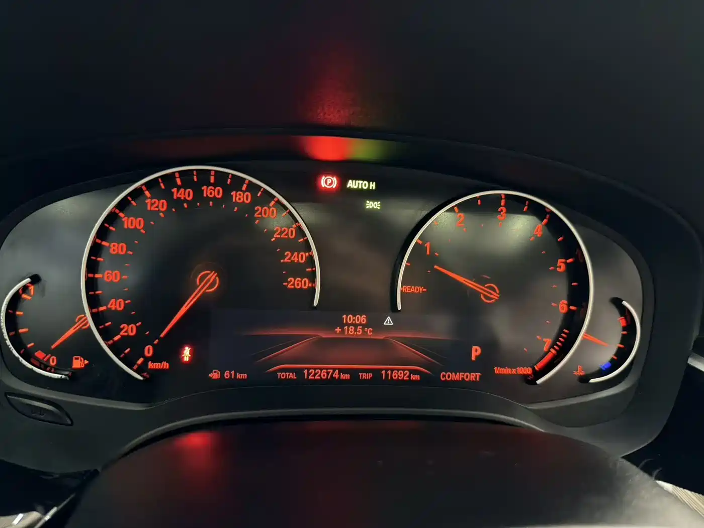BMW 5 Series 2018 528Li Launch Special Edition фото 10
