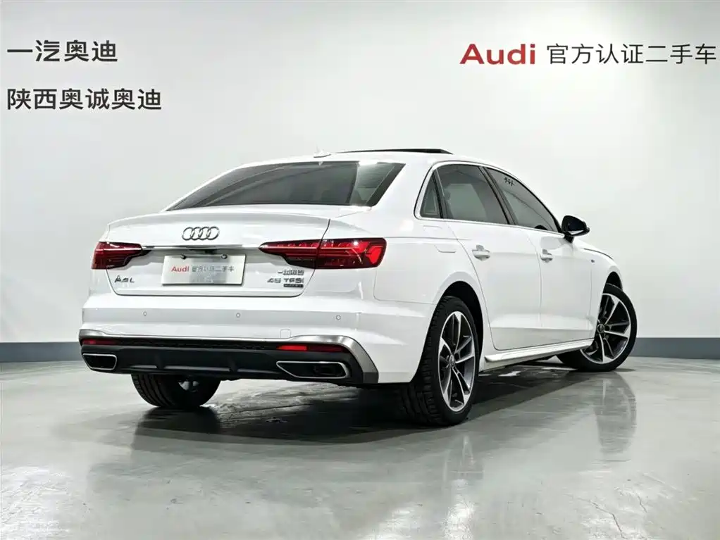 Audi A4L 2023 40 TFSI Fashion Dynamic фото 4