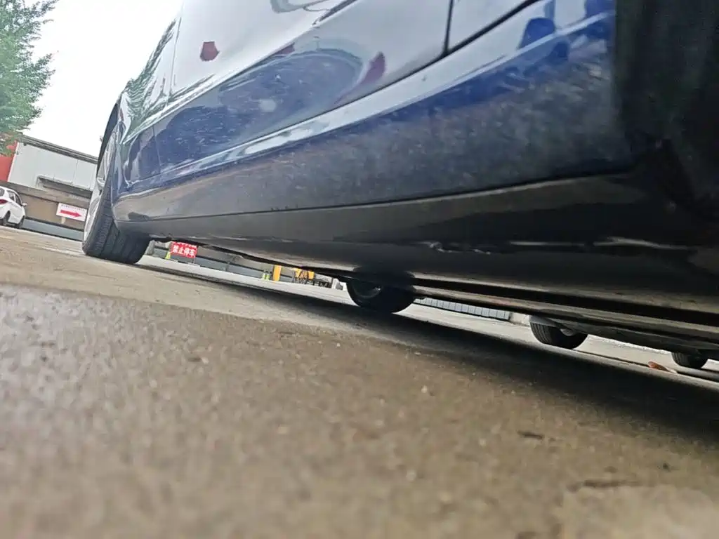 Фото 21 - Tesla Model 3