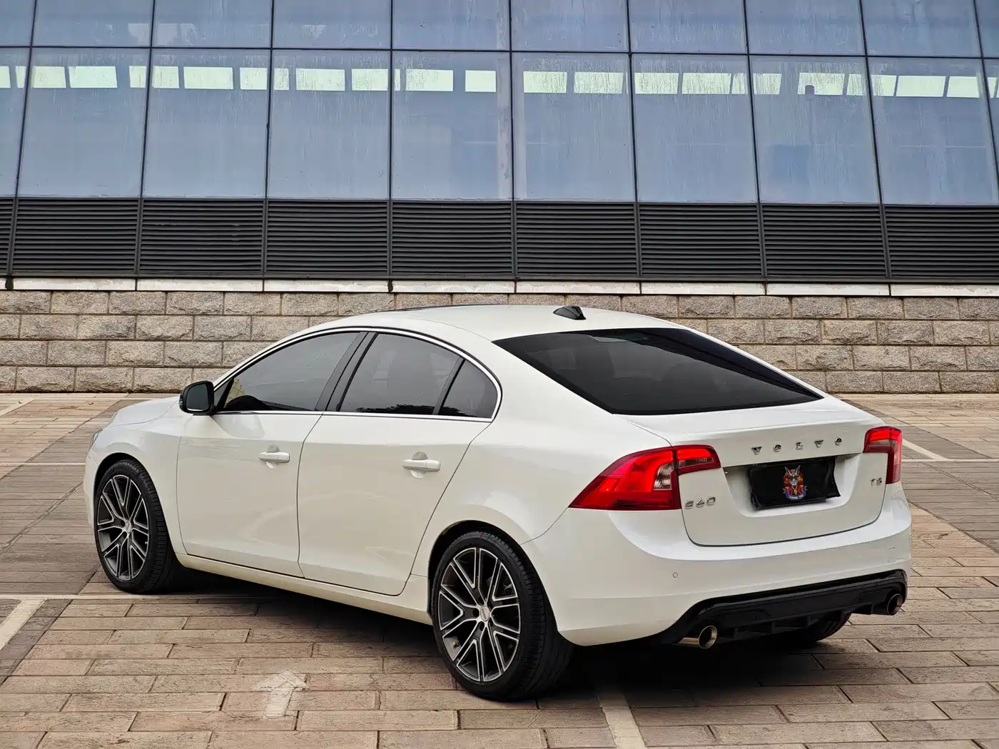 Фото 6 - Volvo S60