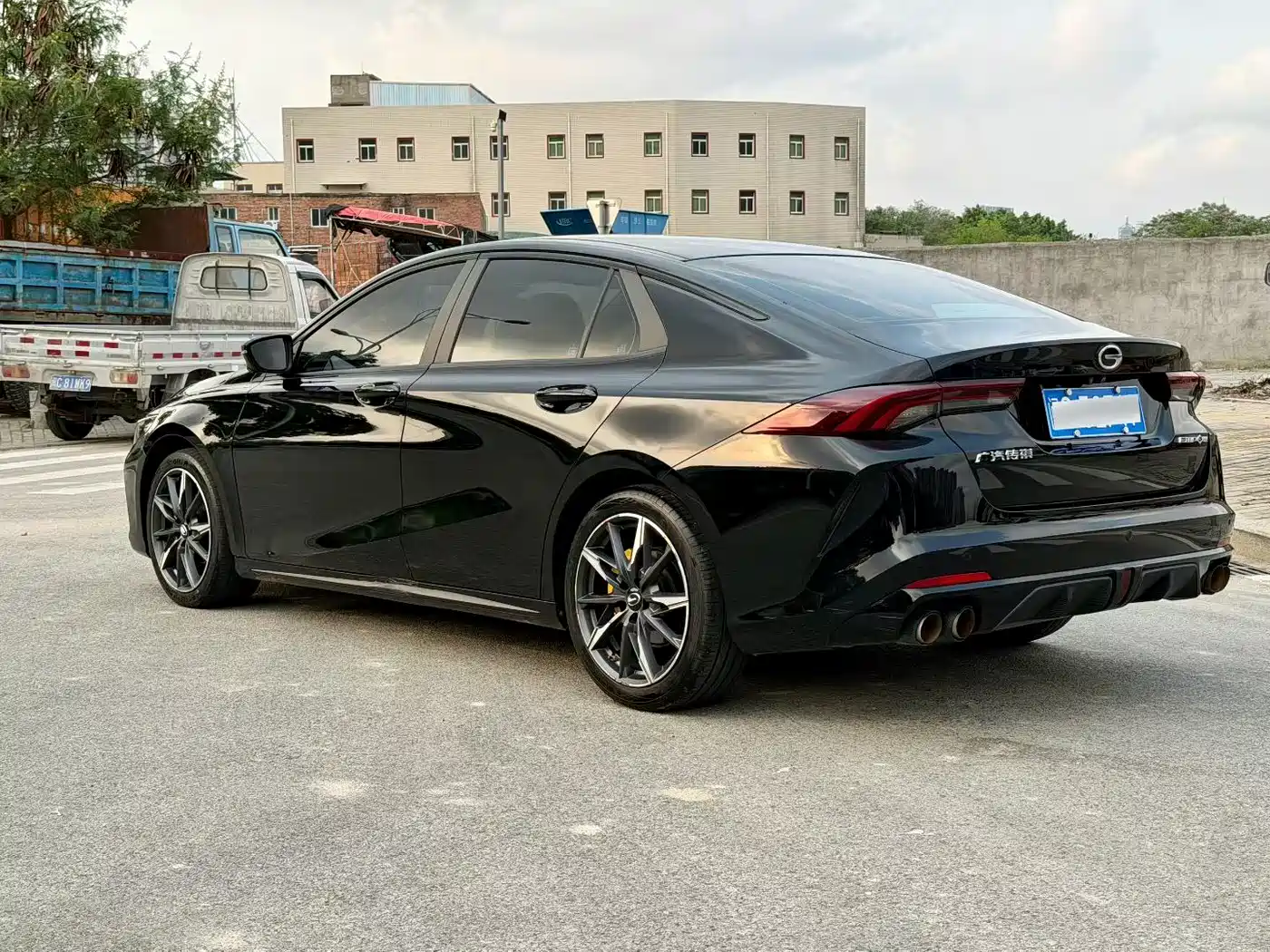 GAC Trumpchi Trumpchi Emkoo 2021 270T DCT J16 Edition фото 7
