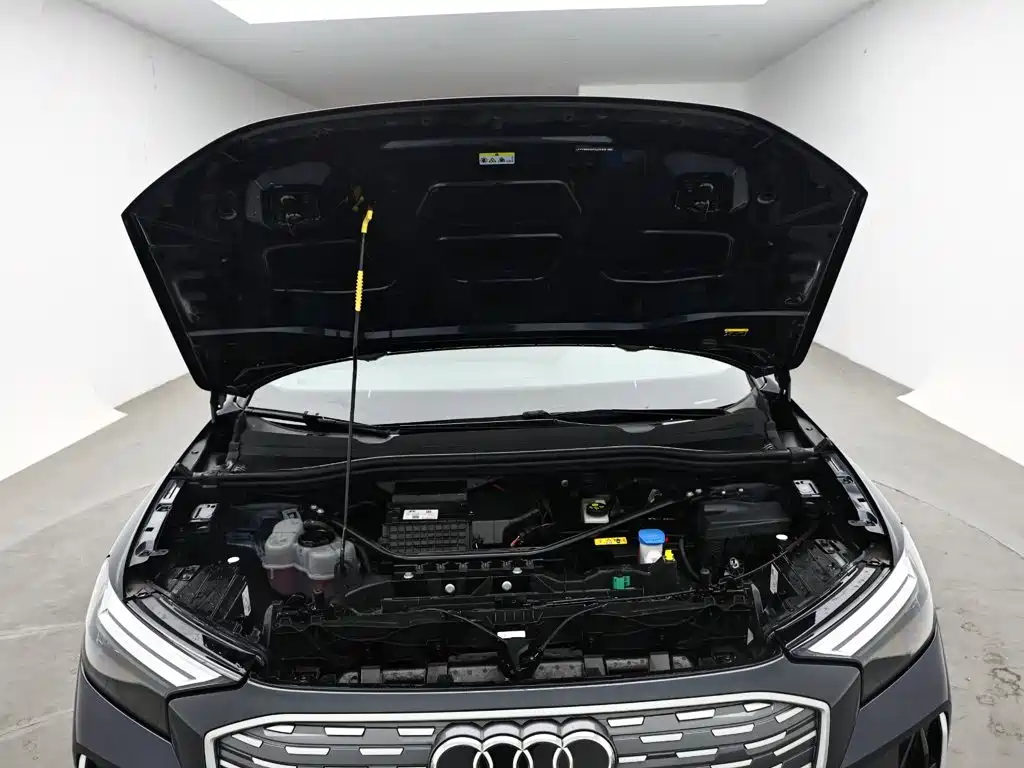 Audi Q4 e-tron 2024 2024 40 e-tron Pioneer Edition
