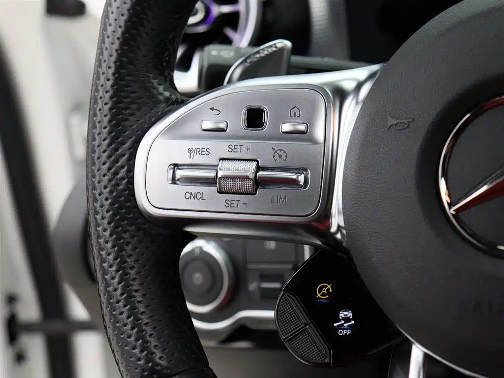 Mercedes-Benz A-Class AMG 2023 Model Year AMG A 35 L 4MATIC фото 15