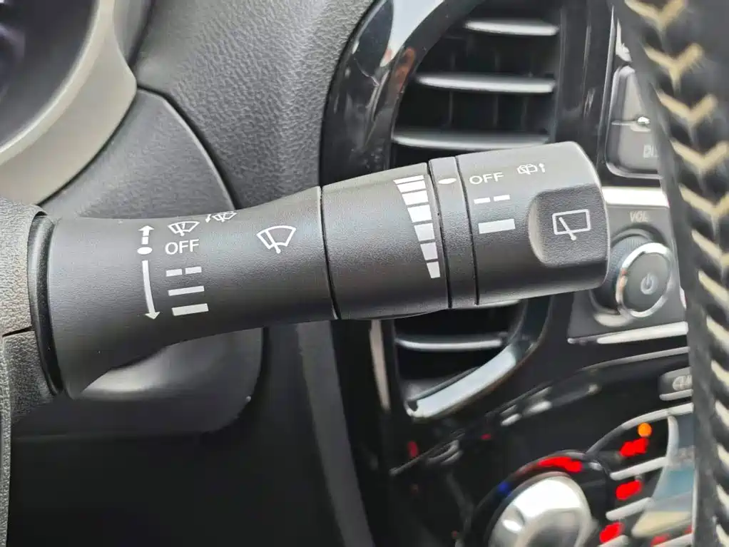 Infiniti ESQ 2019 2014 1.6L Free Edition